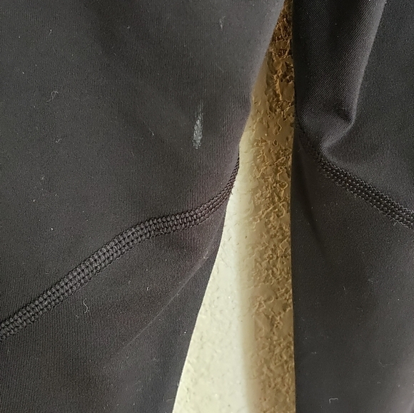 Ivivva leggins size 14 - Picture 3 of 7